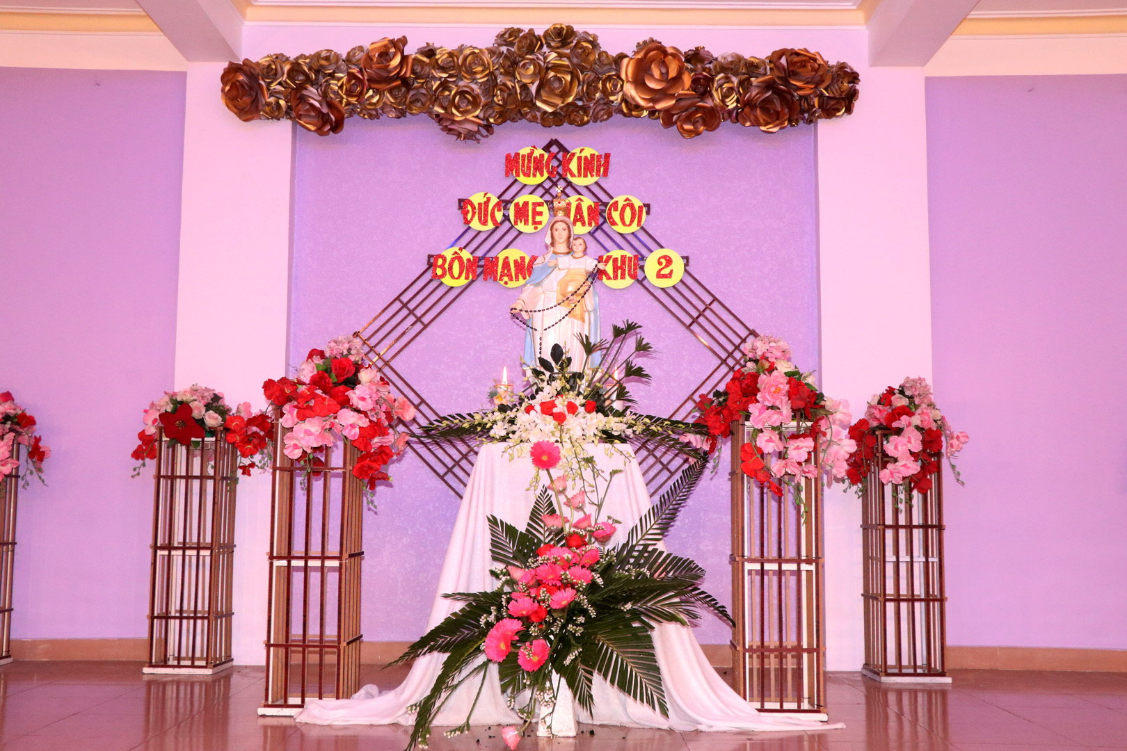 Giáo xứ Tân Chí Linh: Lễ Đức Mẹ Mân Côi - Bổn mạng Giáo khu II ngày 7-10-2020