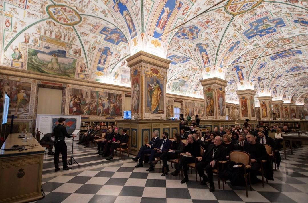 Vatican và các thư viện Công giáo ứng dụng trí tuệ nhân tạo và robot để gìn giữ kho tàng tri thức cổ