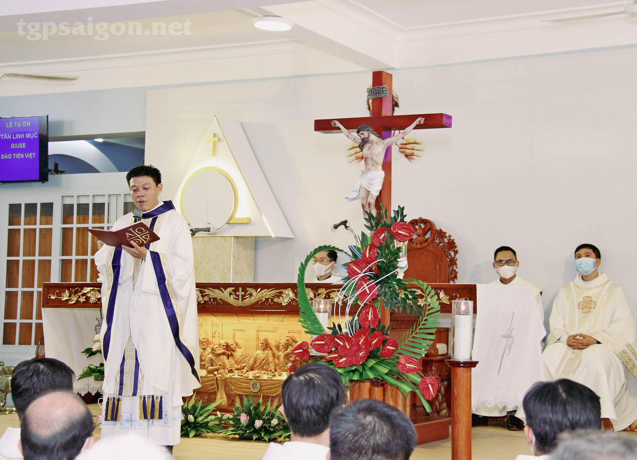 Thánh lễ Tạ ơn tân linh mục Giuse Đào Tiến Việt ngày 6-11-2021