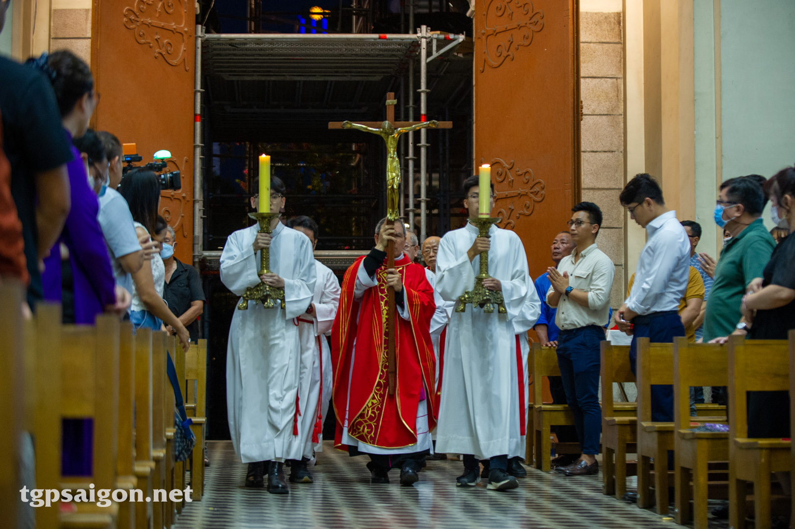 Nhà thờ Đức Bà Sài Gòn: Tưởng niệm cuộc Thương khó Chúa 2023