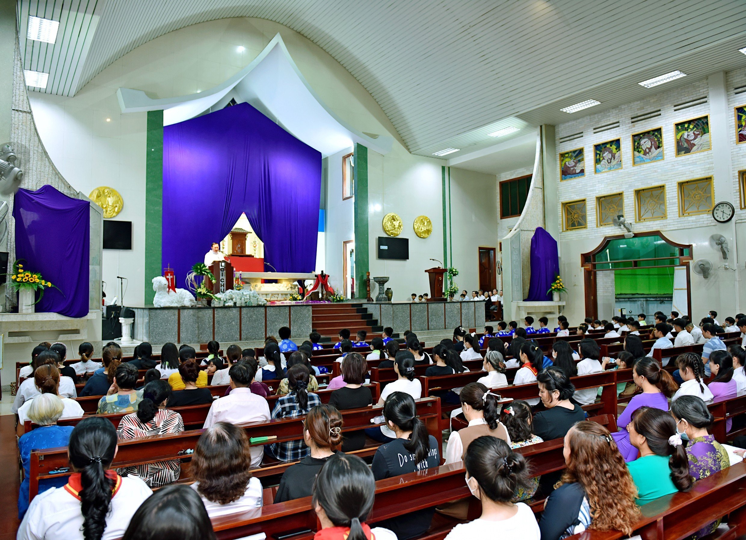 Giáo xứ Tân Phú Hòa : Khai mạc Tam Nhật Thánh - 2023