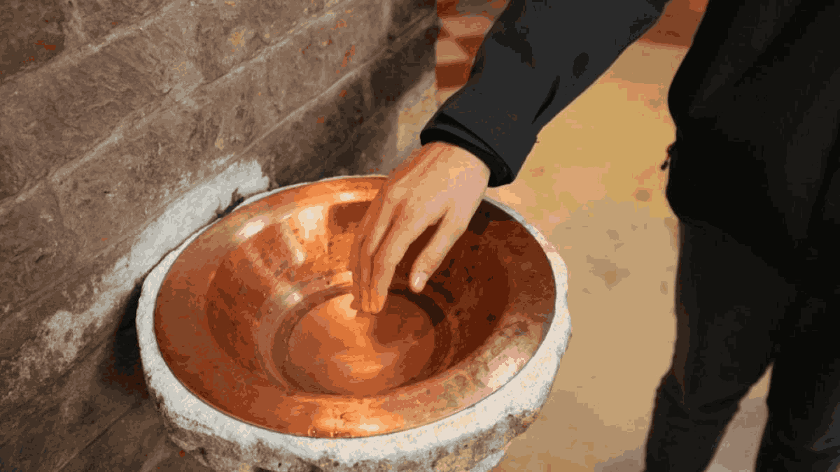 Cử chỉ kéo dài một giây định hình cả cuộc đời
