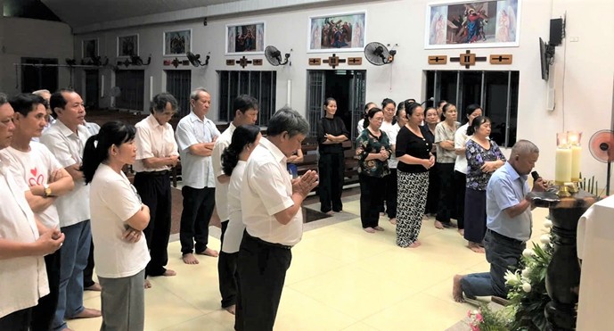 Chương trình Thăng tiến Hôn Nhân Gia Đình: Liên gia hạt Hóc Môn hiệp thông cầu nguyện