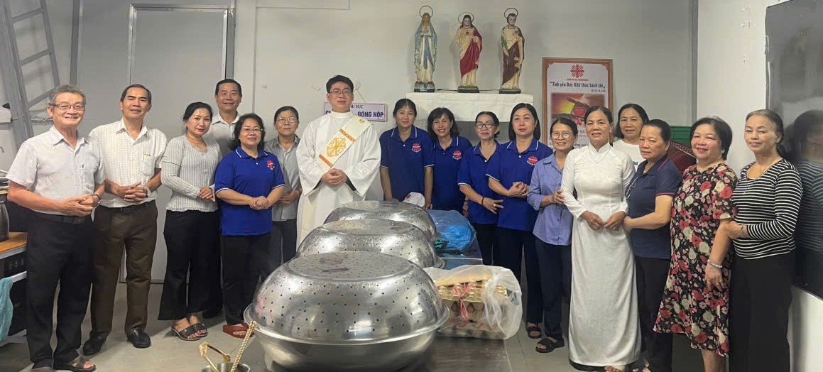 Giáo xứ Nhân Hòa: Bữa cơm yêu thương - Khó khăn được sẻ chia, yêu thương được trao gửi