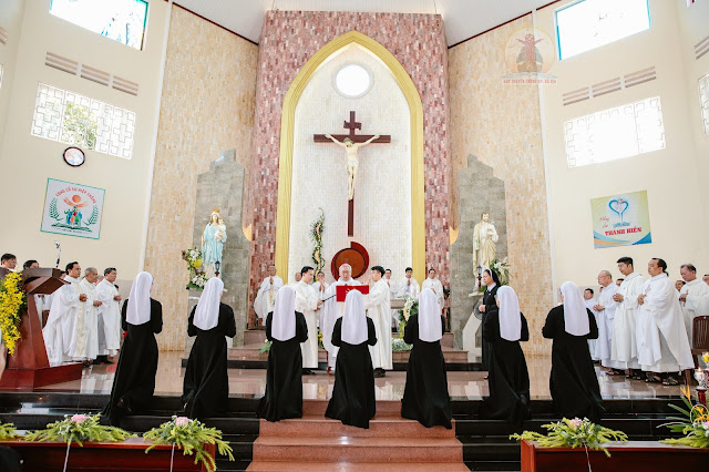 Lạy Chúa! Chúa ở đâu?