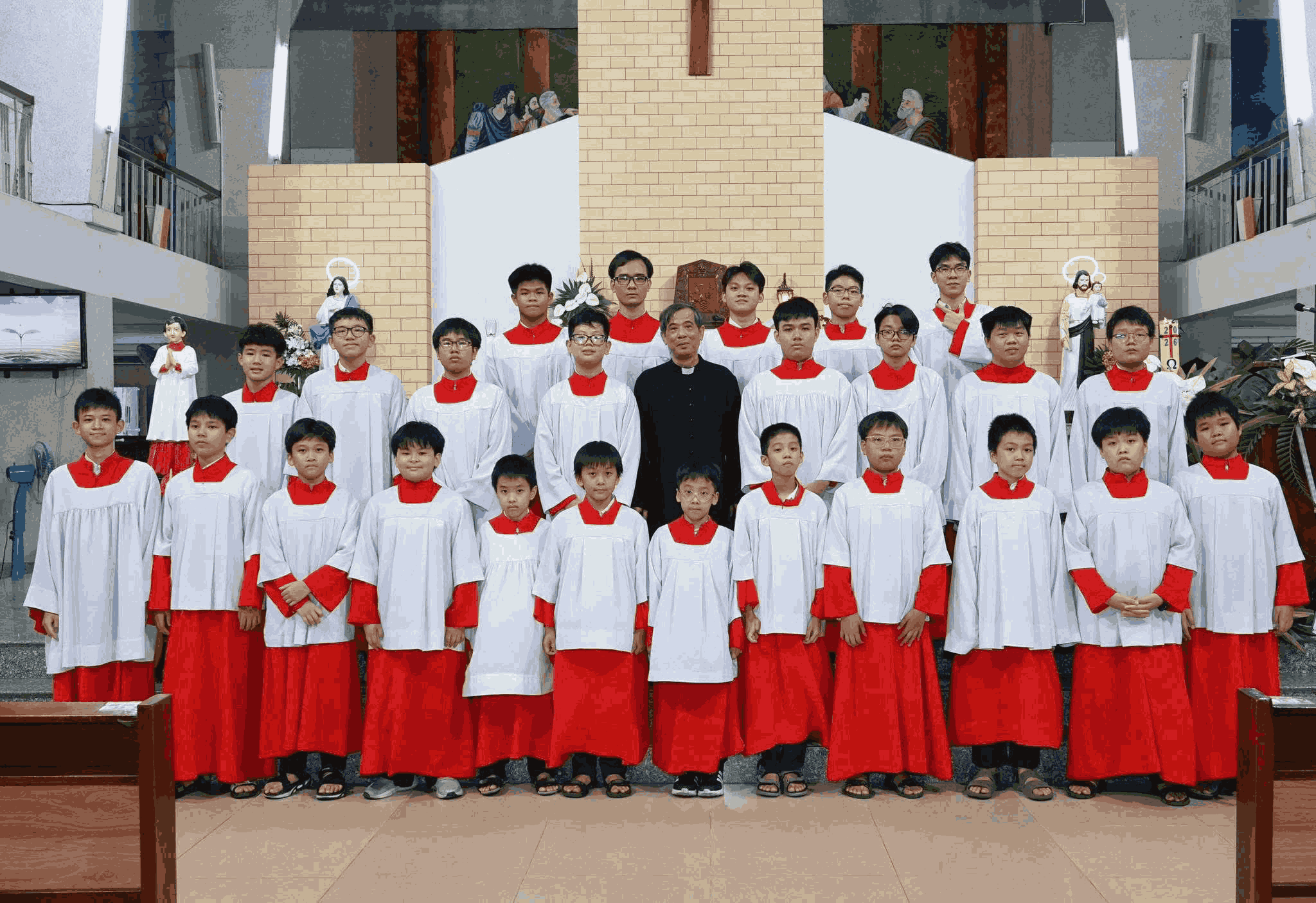 Giáo xứ Phát Diệm: Thánh lễ kính Thánh Đaminh Saviô, bổn mạng Ban Lễ Sinh
