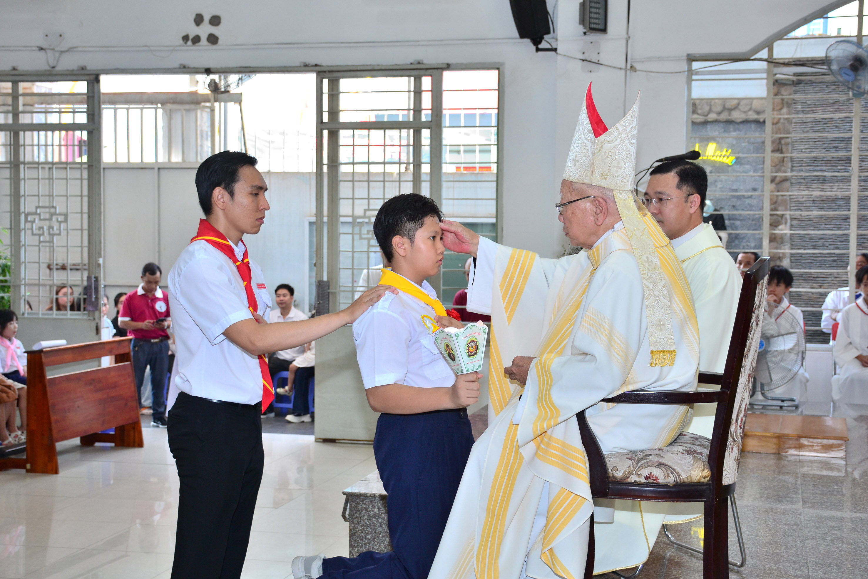 Giáo xứ Bình Minh: Ngày Hồng Ân