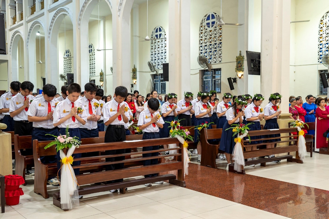 Giáo xứ Thánh Jeanne d’Arc: Hồng ân Chúa Thánh Thần - 2026