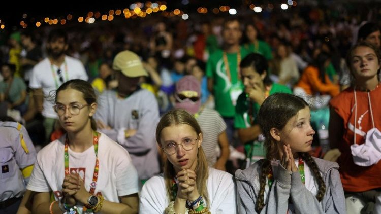 Một thiếu nữ mất thị lực hơn 2 năm đã nhìn thấy lại được tại Đại hội Giới trẻ Thế giới ở Lisbon