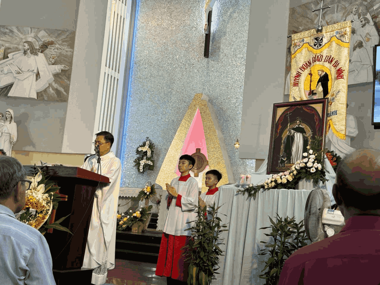 Giáo xứ Công Thành: Thánh lễ kính Thánh Đa Minh