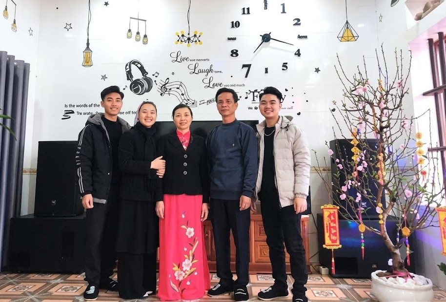 Hoa trái của tình yêu gia đình