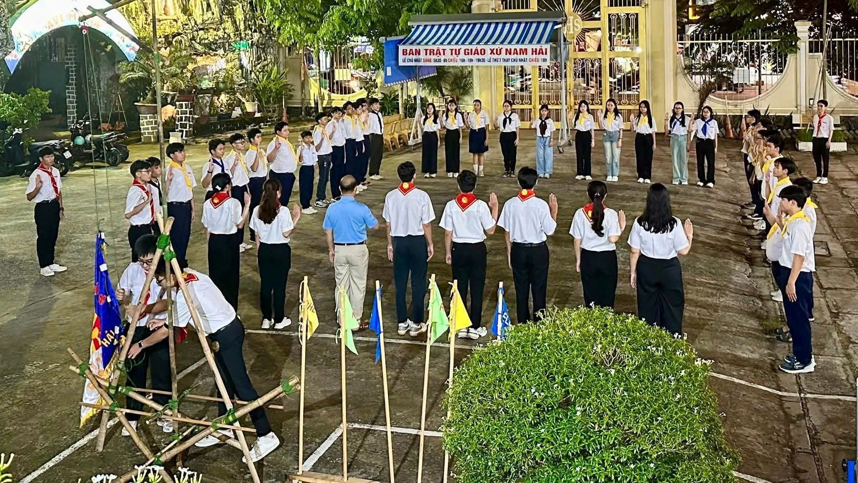 Khai giảng Khóa Huấn luyện Tông đồ Đội trưởng “Giôsuê” tại Giáo xứ Nam Hải