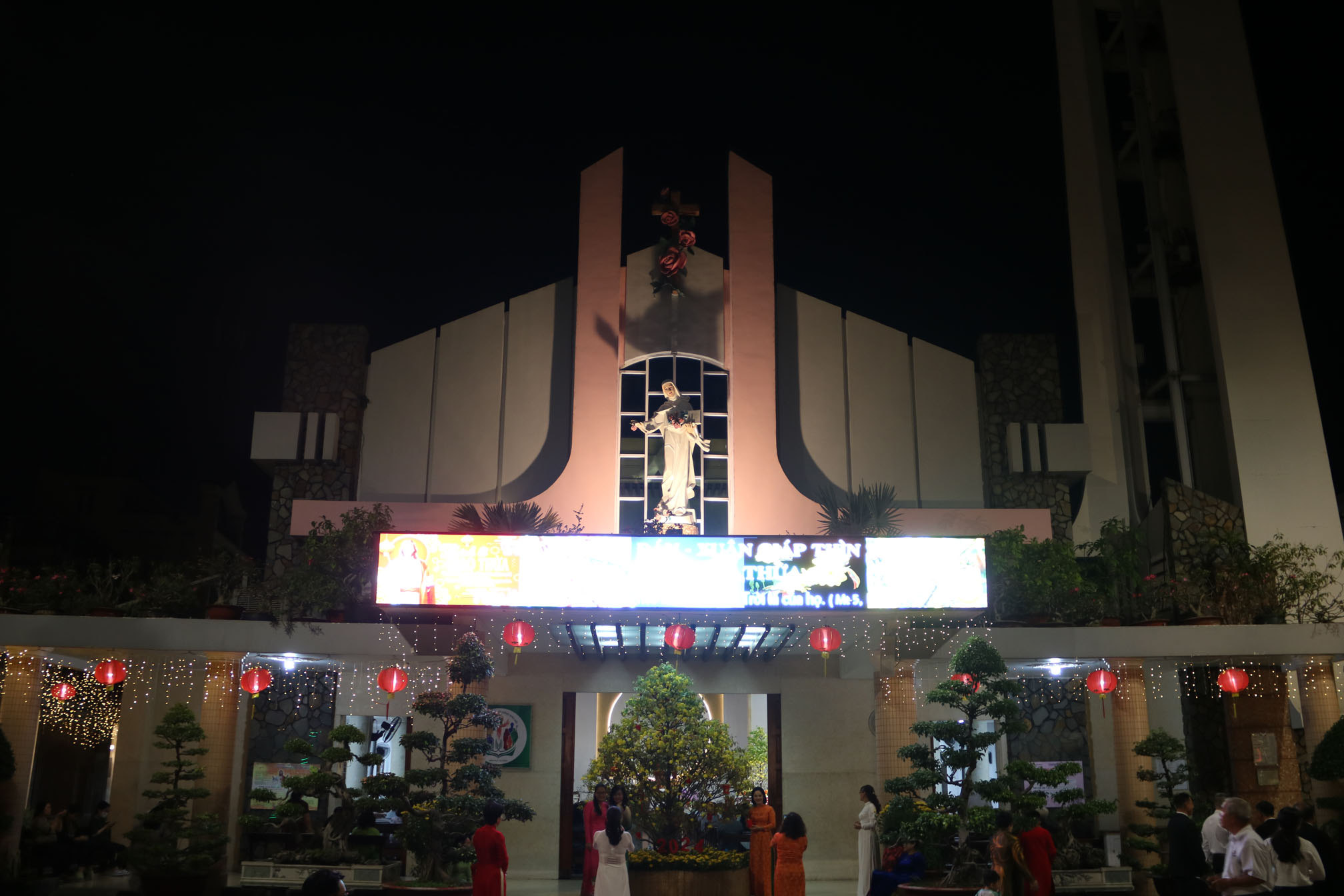 Giáo xứ Tân Việt: Thánh lễ Giao Thừa 2024