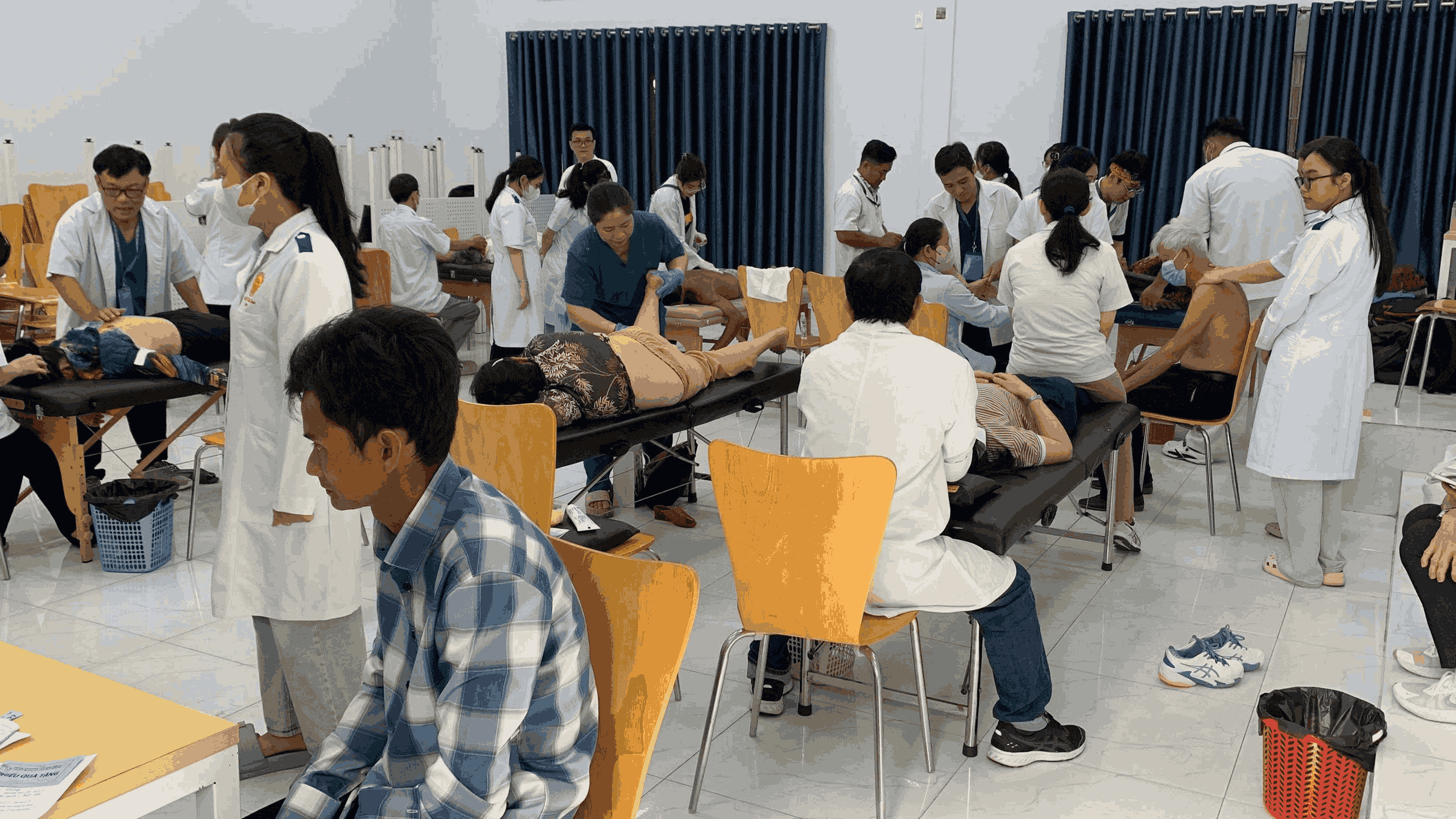 Chương trình khám chữa bệnh nhân đạo trong Mùa Chay Thánh