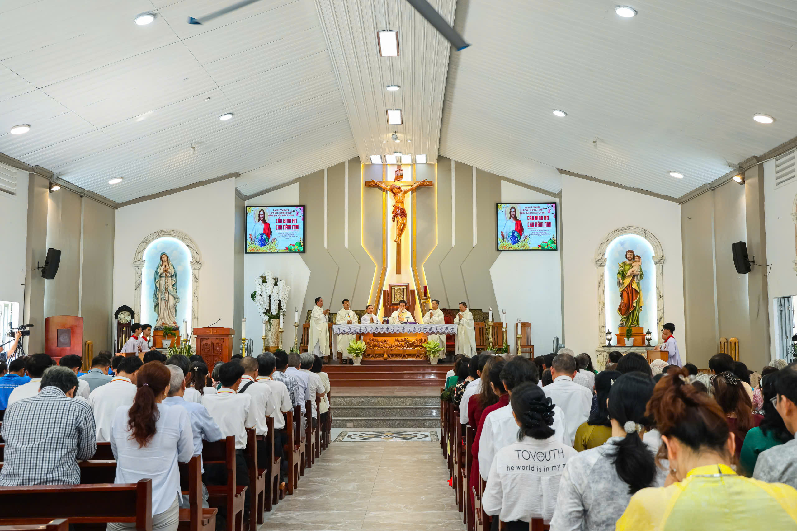 Gia đình Thăng tiến Hôn nhân: Thánh lễ Tân niên - 2026