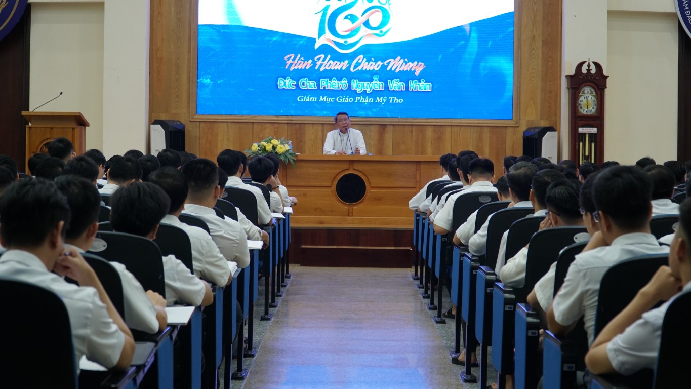 ĐCV Thánh Giuse Sài Gòn: ĐGM Phêrô Nguyễn Văn Khảm huấn đức