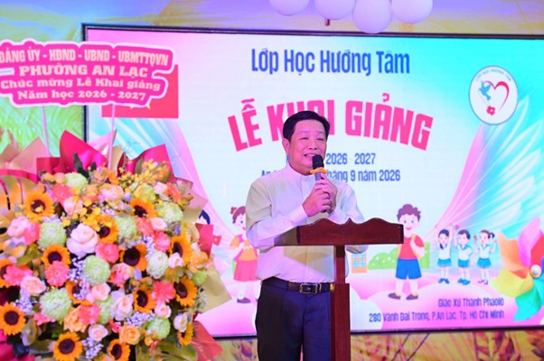 Giáo xứ Thánh Phaolô: trường Hướng Tâm khai giảng năm học mới