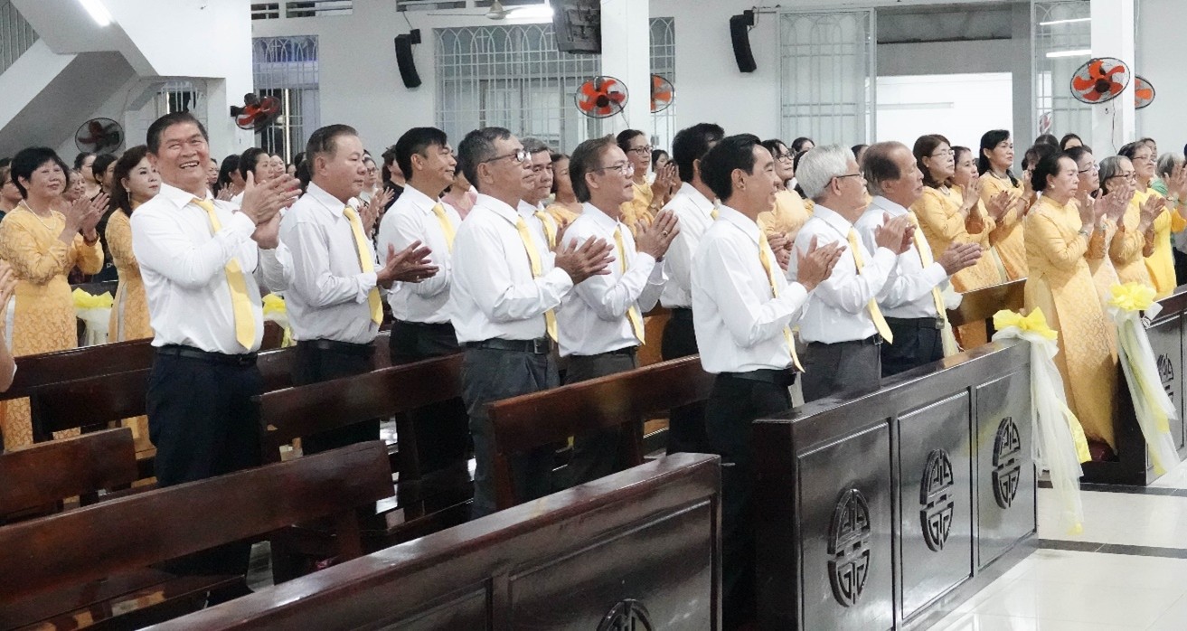 Giáo xứ Nhân Hòa: Tạ ơn 20 năm Gia đình Cầu nguyện Đức Mẹ Nữ Vương