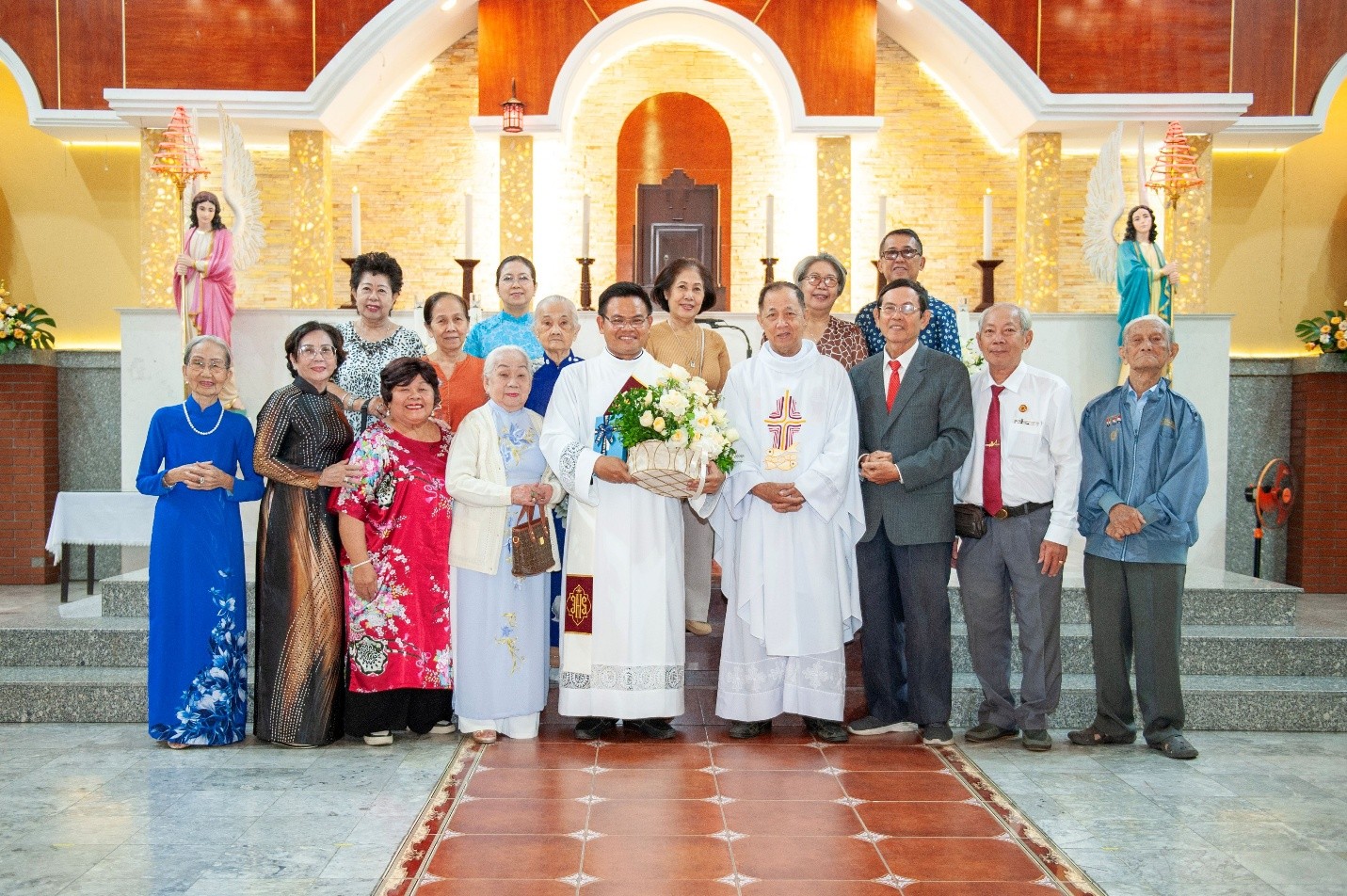 Giáo xứ Cầu Kho: Thánh lễ Tạ ơn mừng tân phó tế Marcô Huỳnh Quang Tú