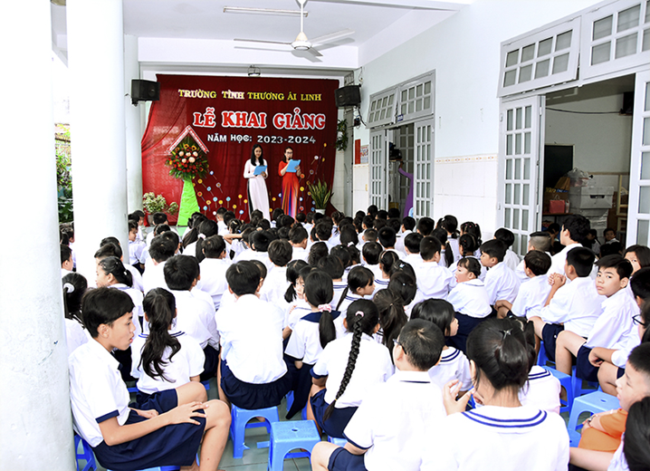 Caritas Giáo phận Sài Gòn: Thực hiện dự án hỗ trợ lớp học tình thương