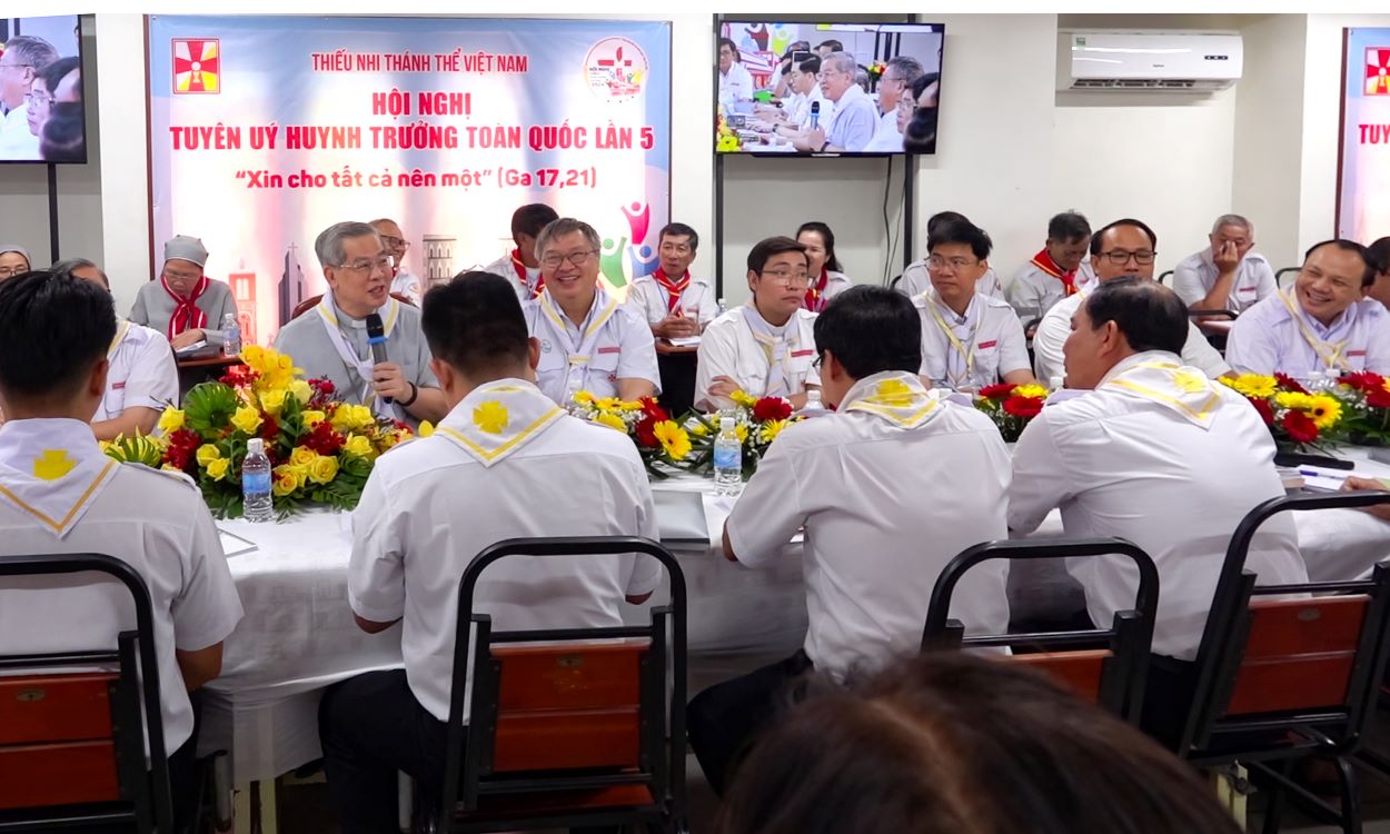 Đức Tổng Giám mục Giuse Nguyễn Năng thăm Hội nghị Toàn quốc Tuyên úy - Huynh Trưởng