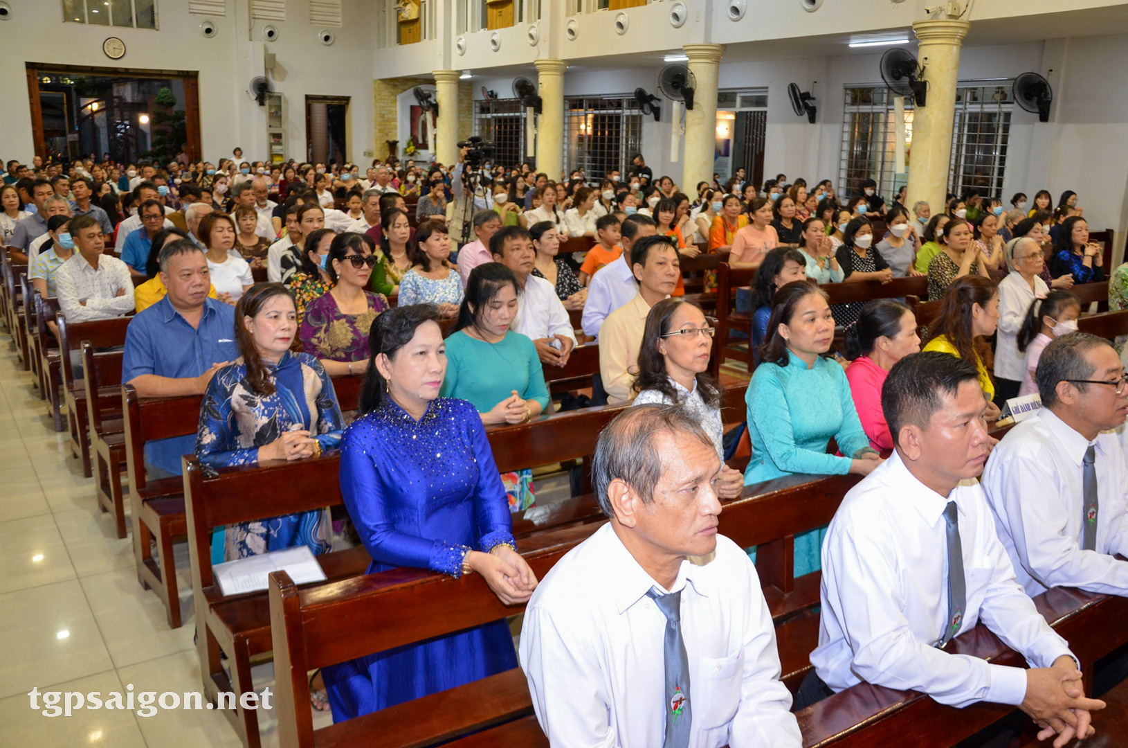 Giáo xứ Tân Việt: Bổn mạng Giáo họ Lộ Đức 2023