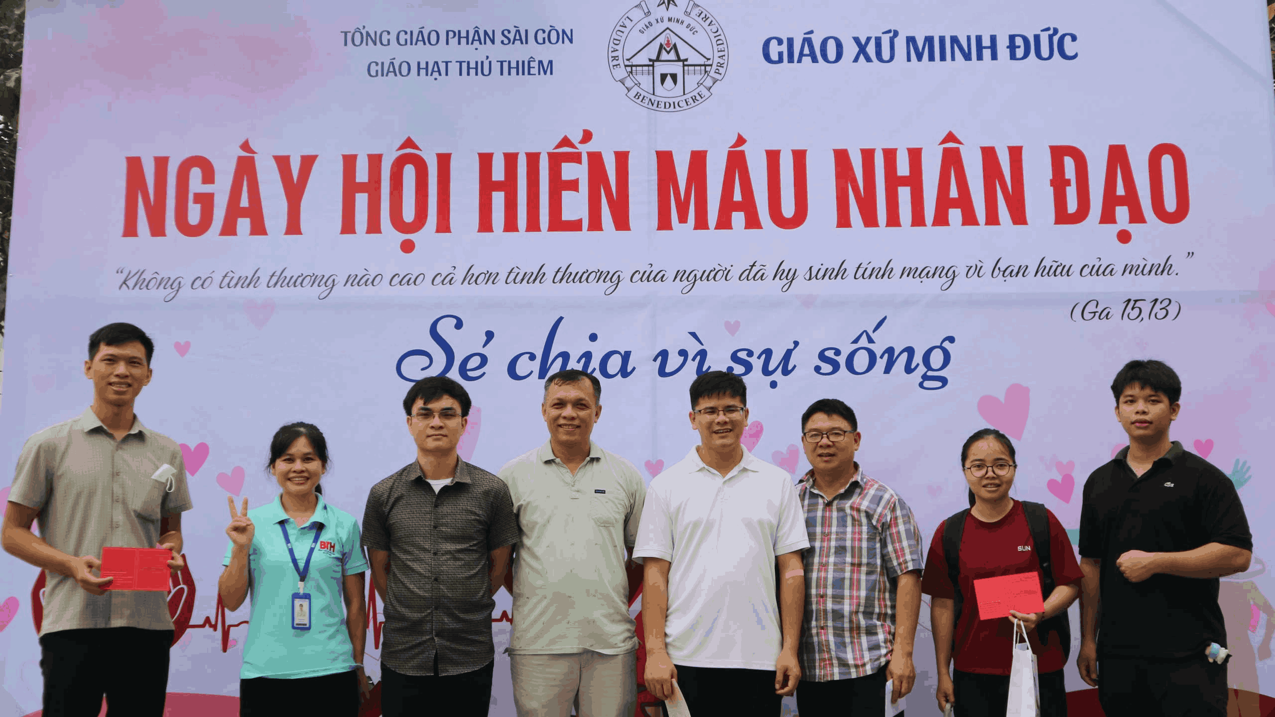 Ngày hội hiến máu “Chia sẻ vì sự sống” tại Giáo xứ Minh Đức
