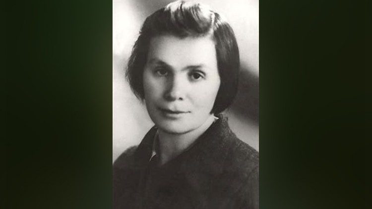 Bắt đầu án phong chân phước cho nữ tu được mang dấu thánh, bị Liên Xô tra tấn và giam tù