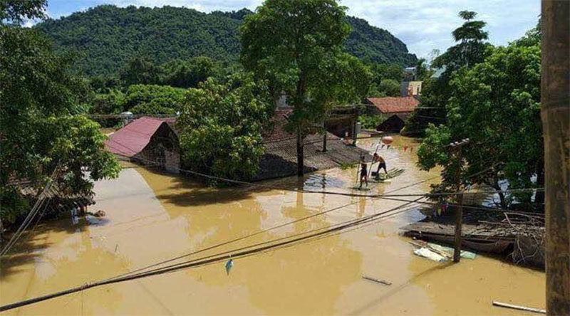 Caritas Giáo phận Thanh Hóa cứu trợ lũ lụt
