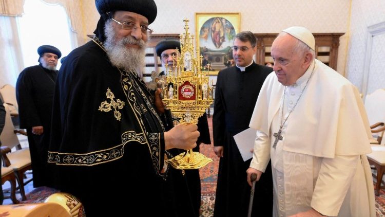 ĐTC thêm 21 vị tử đạo của Giáo hội Chính Thống Coptic vào danh sách các thánh Công giáo