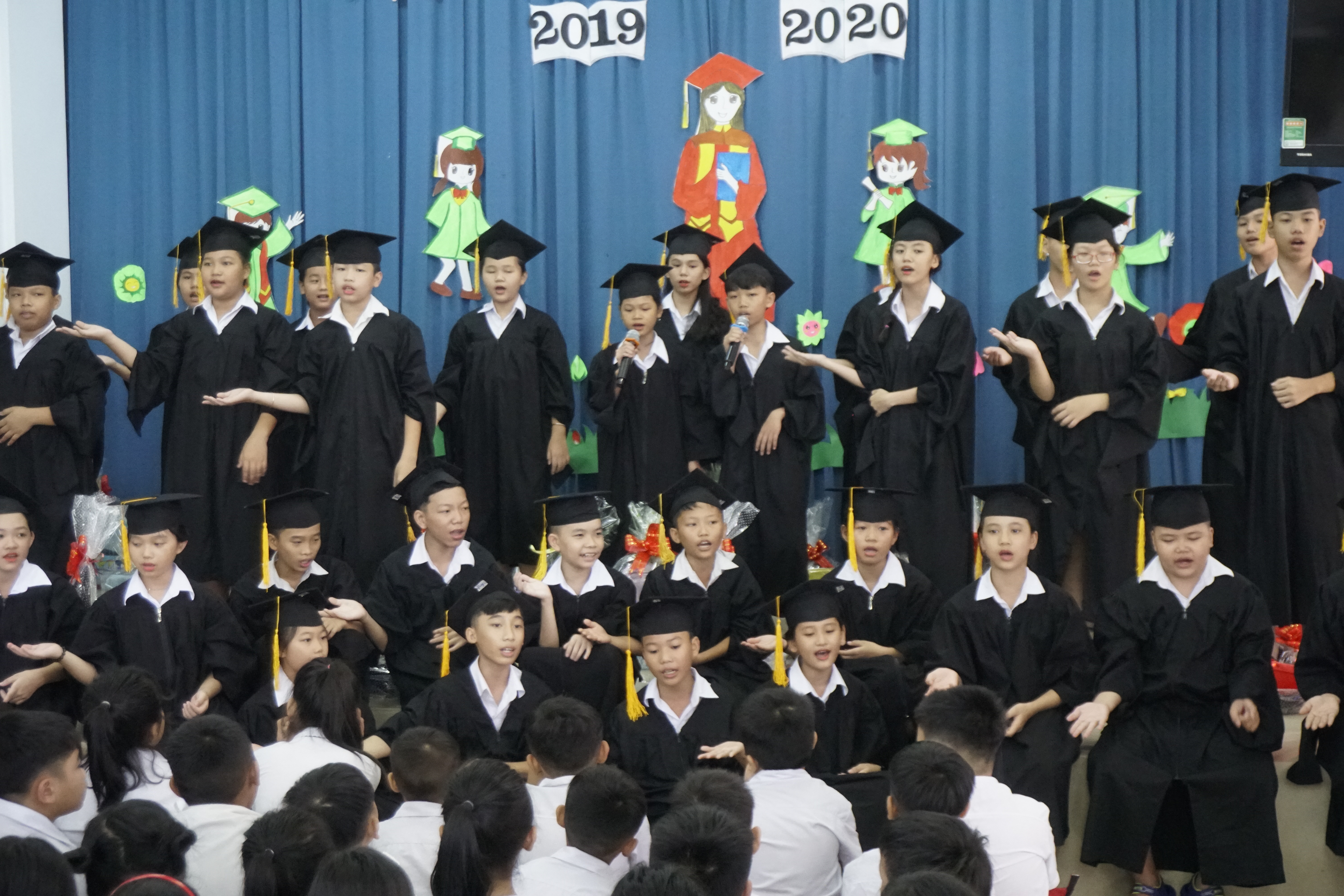 Caritas TGP Sài Gòn: Trường tình thương Tân Sơn Nhì tổng kết năm học
