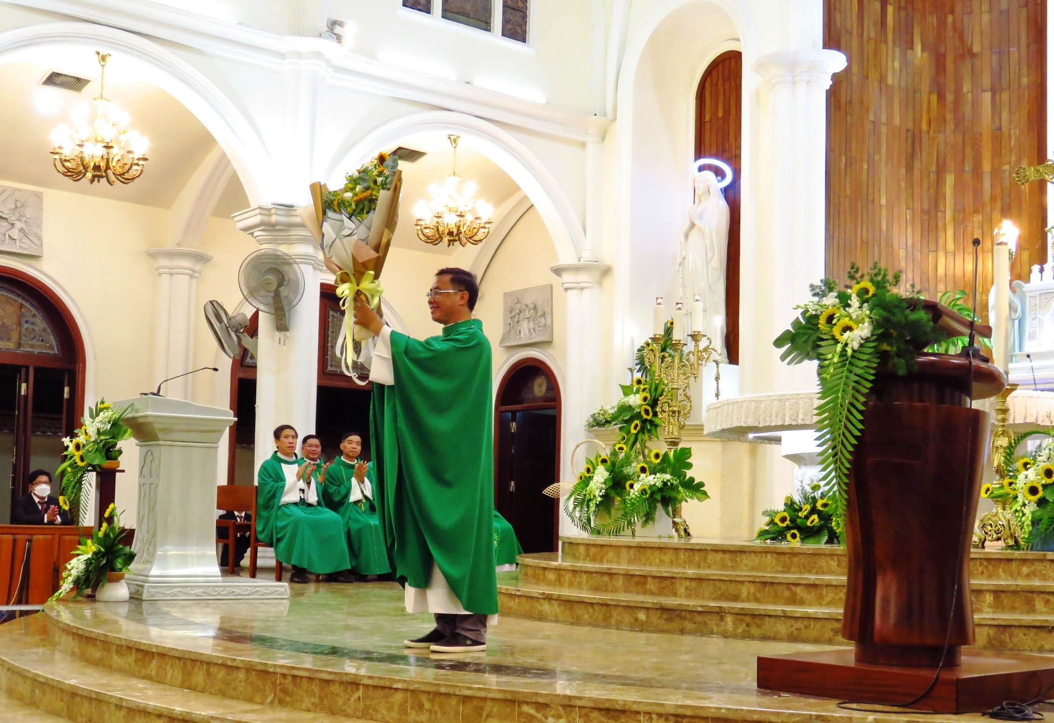 Giáo xứ Thị Nghè: Thánh lễ Tạ ơn nhận xứ của Lm tân chánh xứ Giuse Phạm Quốc Tuấn ngày 13-8-2022