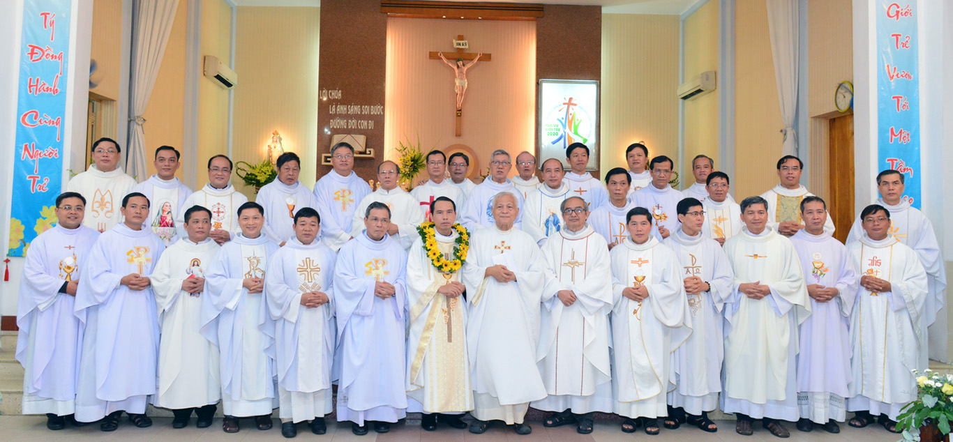 Giáo xứ Mạc Ty Nho: Đón Linh mục chánh xứ Giuse Đinh Quang Lâm ngày 12-9-2020