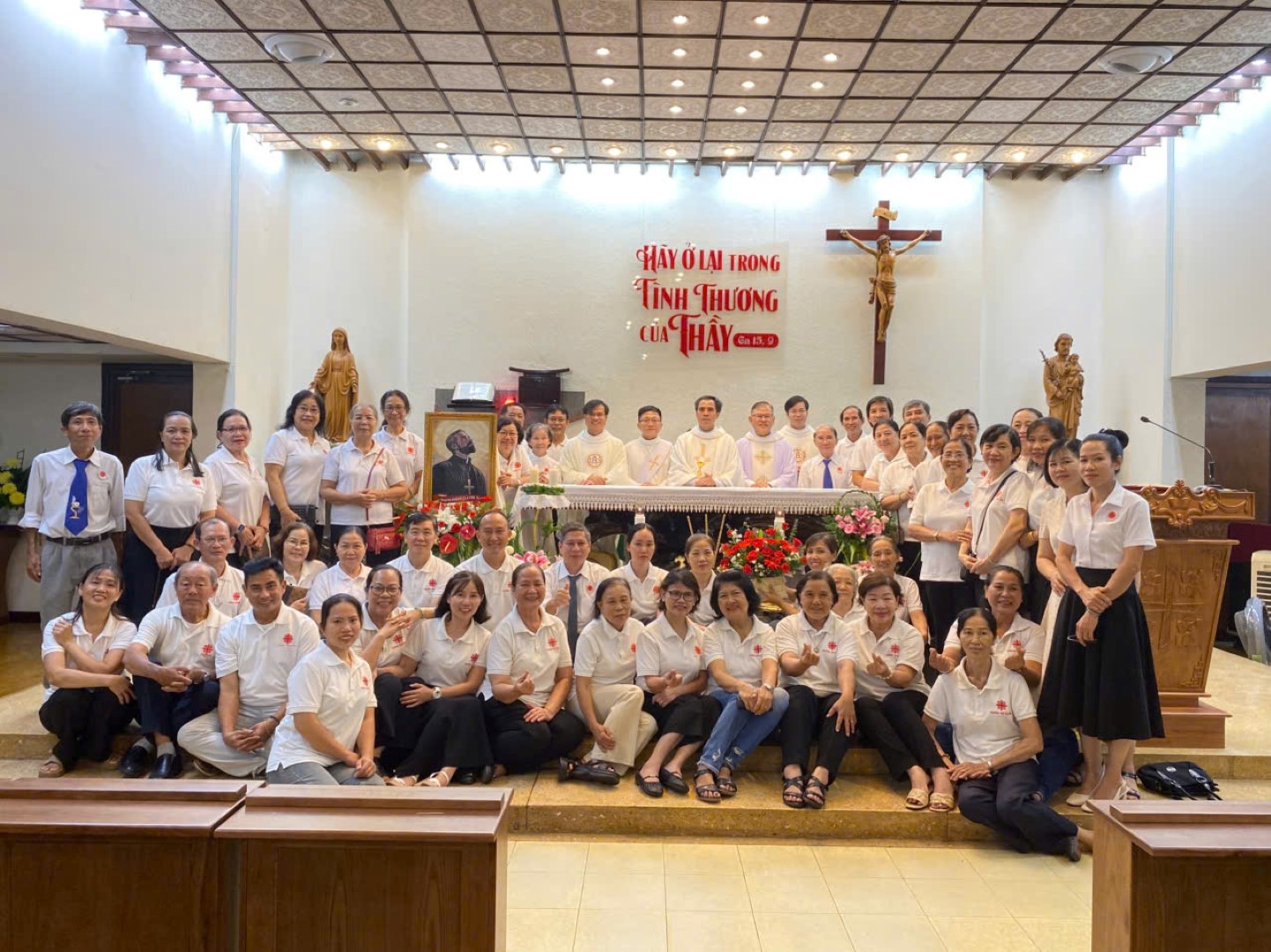 Giáo xứ Hiển Linh mừng Bổn mạng Ban Caritas - 2025