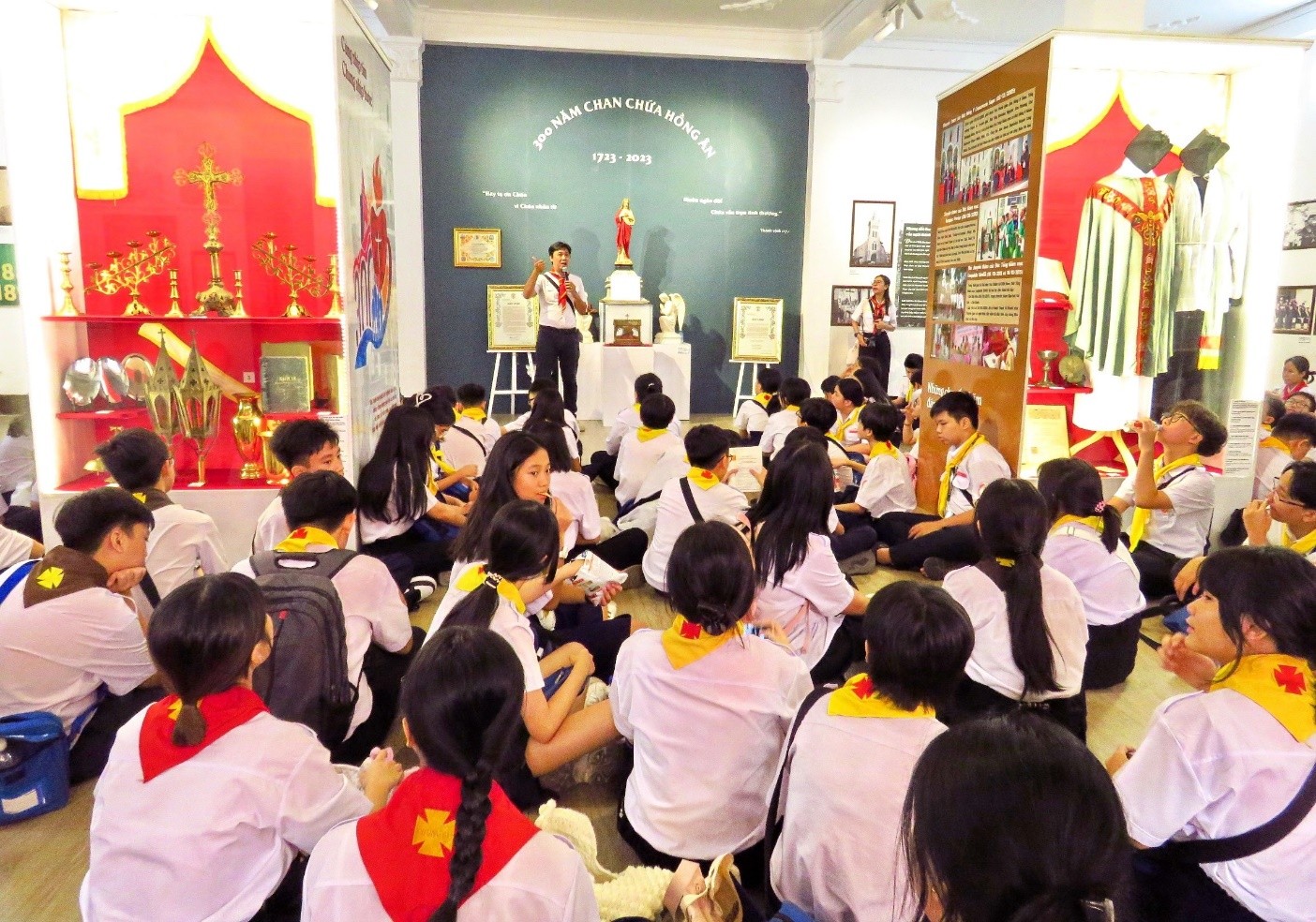 Ngành Nghĩa - Hiệp và Dự trưởng giáo xứ Thị Nghè mừng bổn mạng
