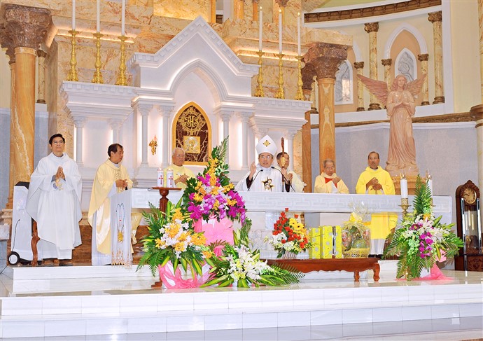 Giáo xứ Đông Quang: Kỷ niệm 1 năm cung hiến Thánh đường