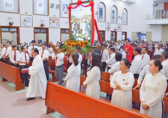 Nhà thờ Hà Đông: Thánh lễ mừng bổn mạng Hội đồng Mục vụ 12-11-2022