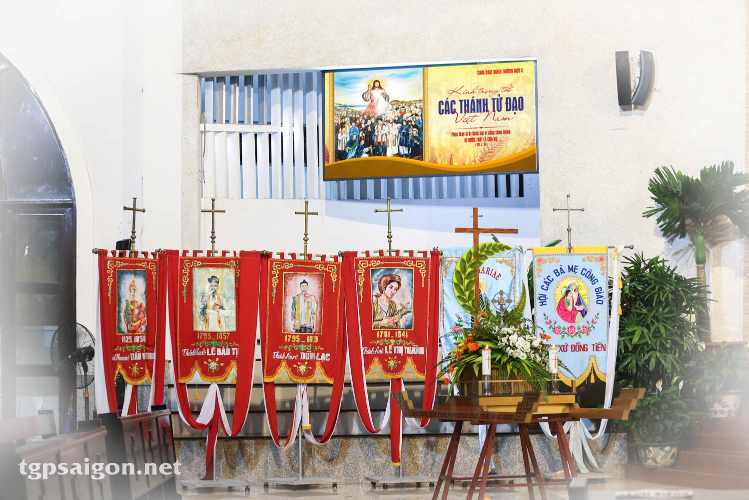 Giáo xứ Đồng Tiến: Thánh lễ bổn mạng mừng kính các thánh tử đạo Việt Nam 2022