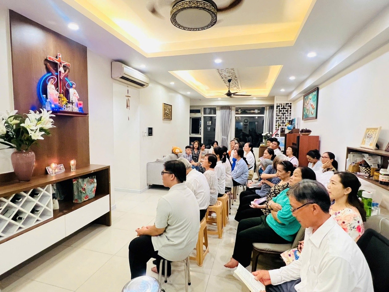 Giáo khu IV, Giáo xứ Hiển Linh: Ngọn lửa truyền giáo giữa lòng đô thị