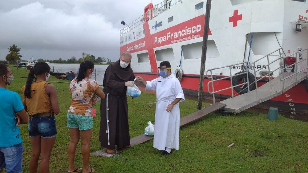 Tàu bệnh viện “ĐTC Phanxicô” tham gia chống đại dịch