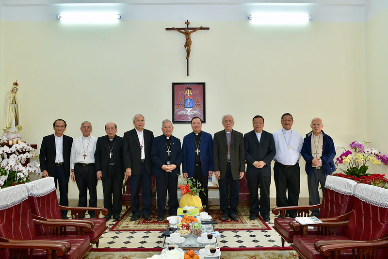 Các Đức Giám mục Giáo tỉnh Hà Nội họp mặt Tất niên năm Kỷ Hợi