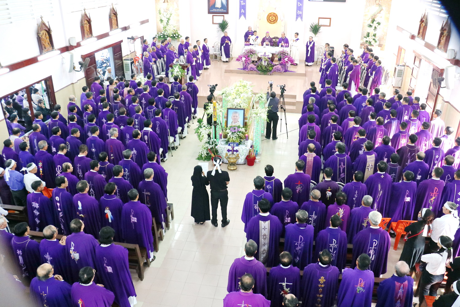 Thánh lễ an táng linh mục Phêrô Nguyễn Văn Bắc ngày 14-1-2021