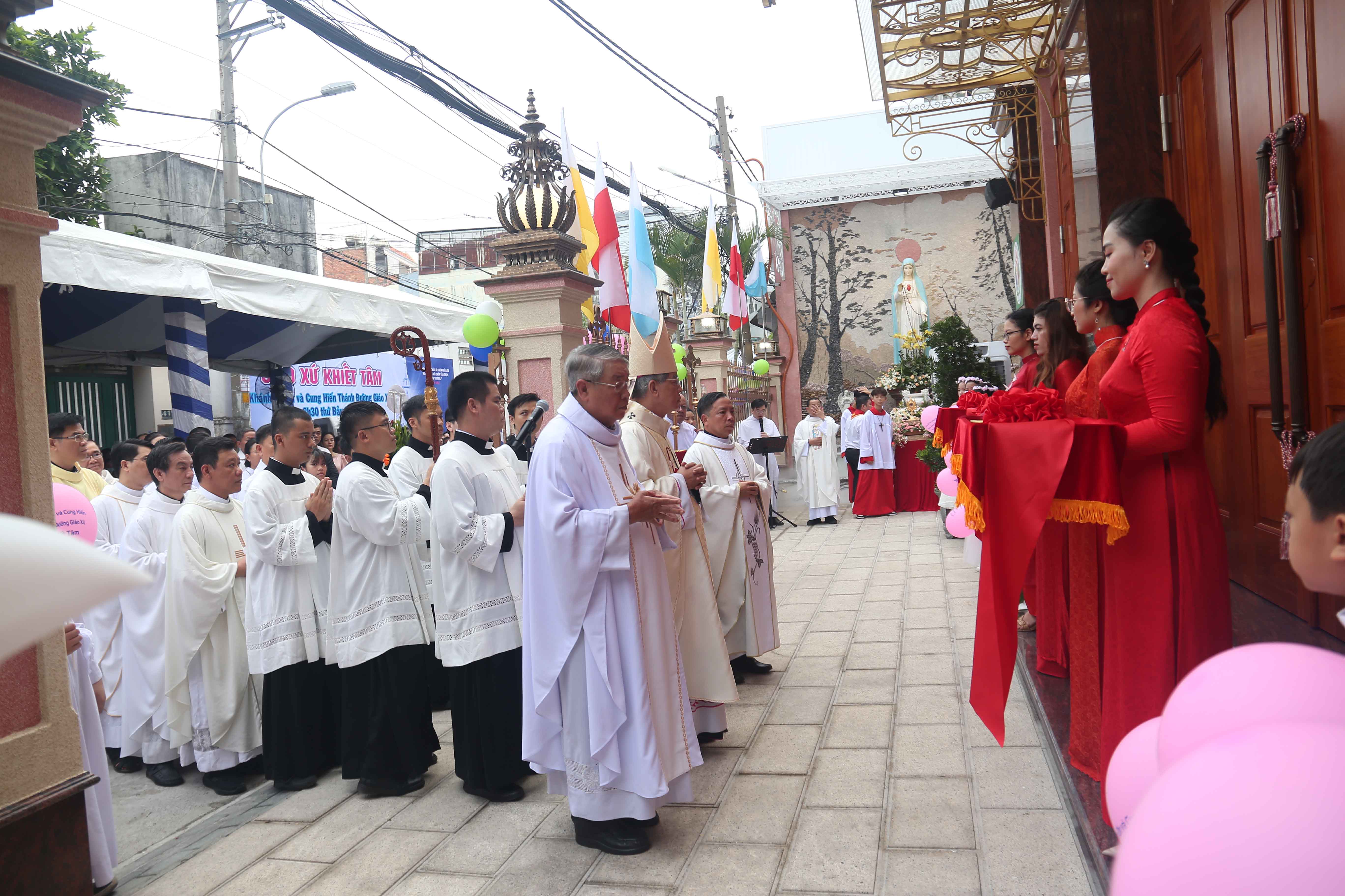 Thánh lễ Khánh thành và Cung hiến Nhà thờ Khiết Tâm - Hạt Chí Hòa