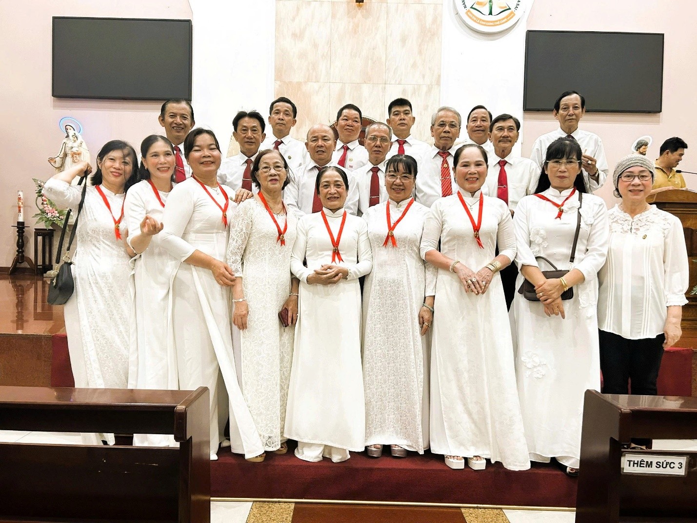 Giáo xứ Phú Hoà mừng lễ kính Thánh Tâm Chúa