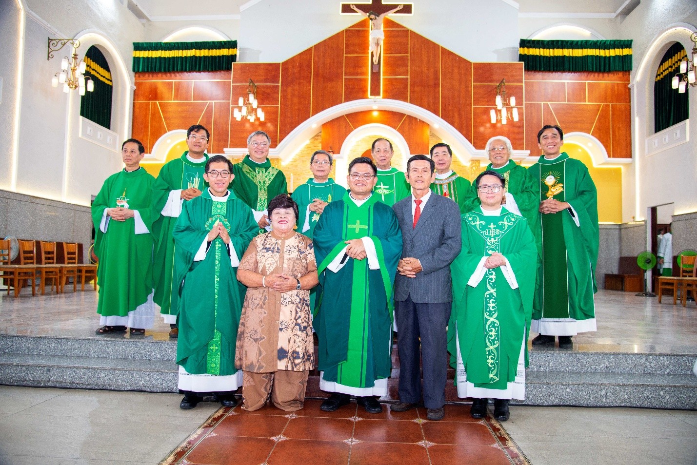 Giáo xứ Cầu Kho: Thánh lễ Tạ ơn mừng tân linh mục Marcô Huỳnh Quang Tú