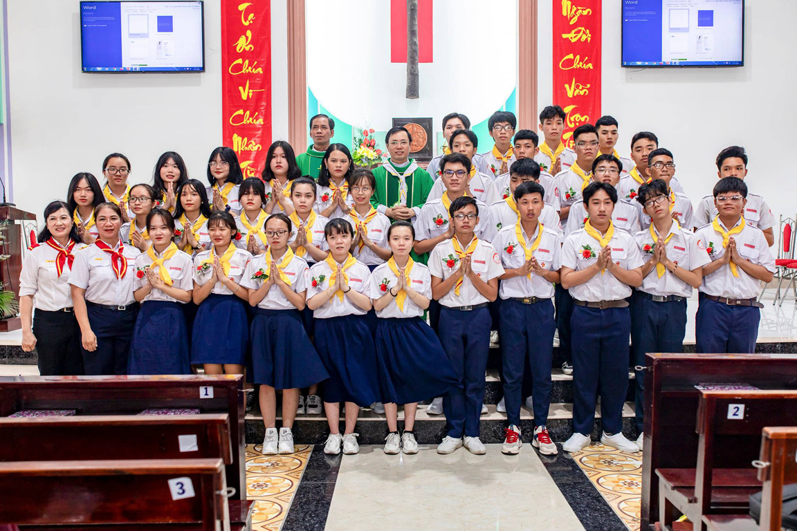 Xứ đoàn Anê Lê Thị Thành - Giáo xứ Nhân Hòa mừng bổn mạng ngày 12-7-2020