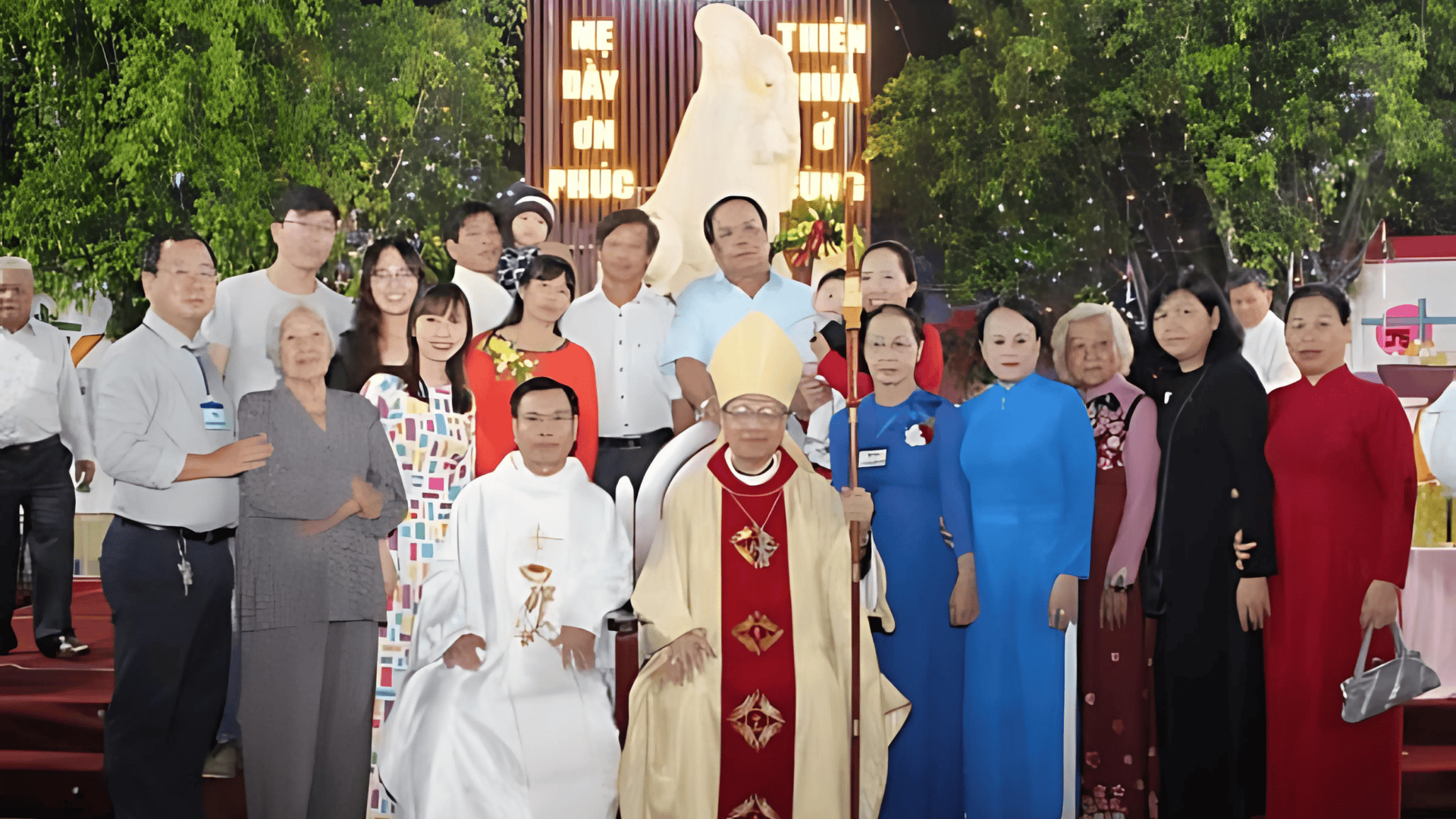 Giáo điểm Phanxicô Bình Tân: Thánh lễ vọng Giáng Sinh