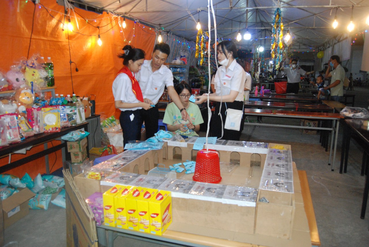 Giáo xứ Tân Phú: hội chợ hè của Đoàn Thiếu nhi Thánh Thể năm 2022
