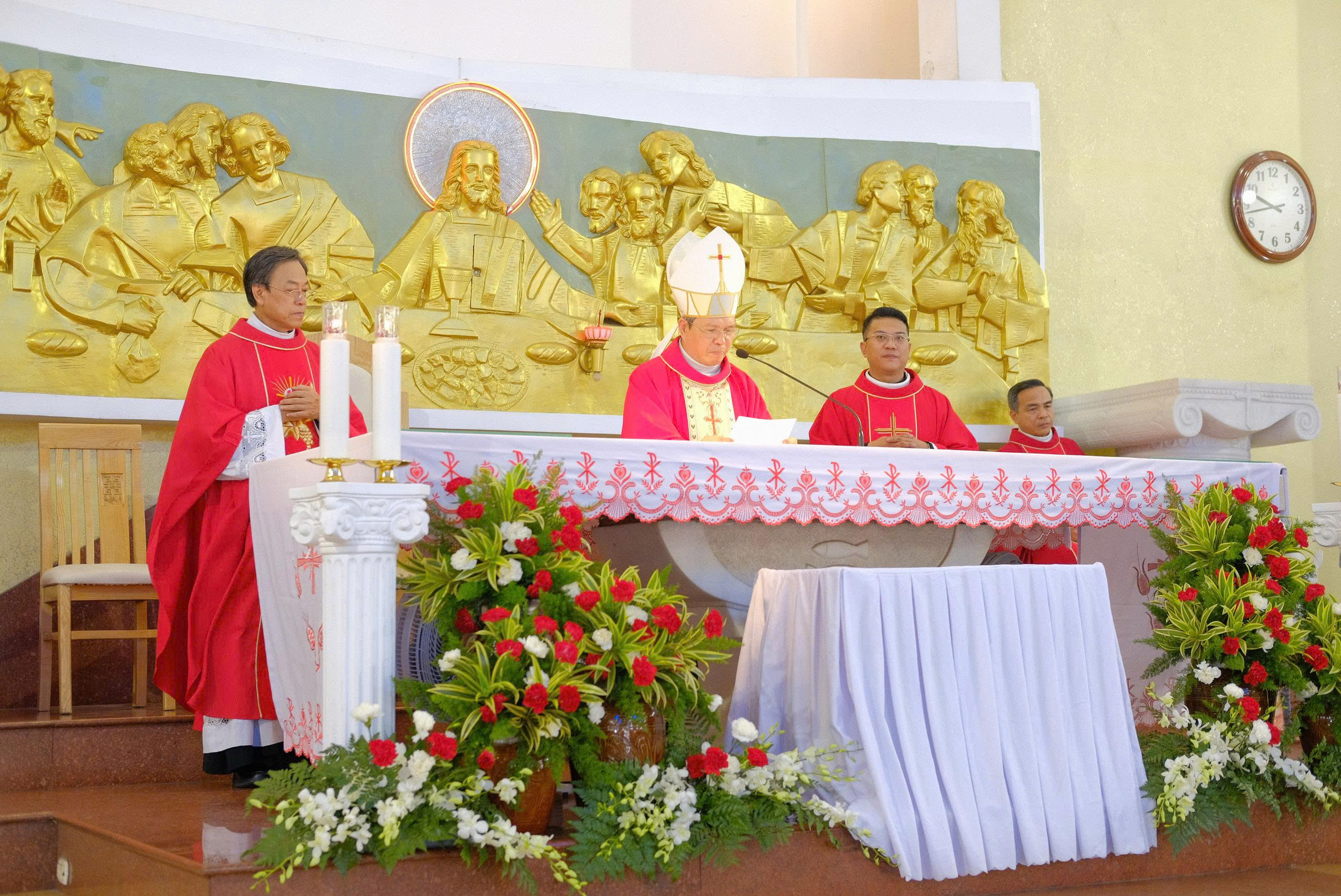 Giáo xứ Lạc Quang đón Linh mục Tân chánh xứ và Linh mục Phó xứ