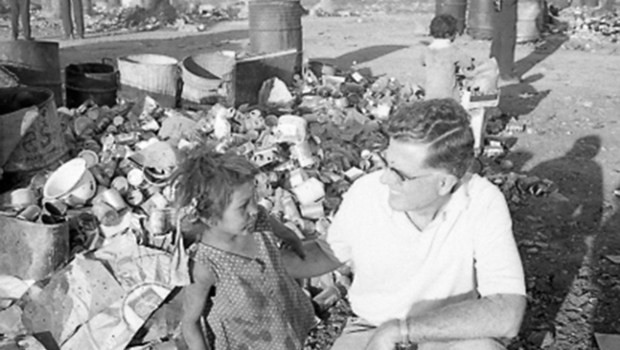 Gặp gỡ tu sĩ Dòng Tên người Mỹ trên con đường nên thánh